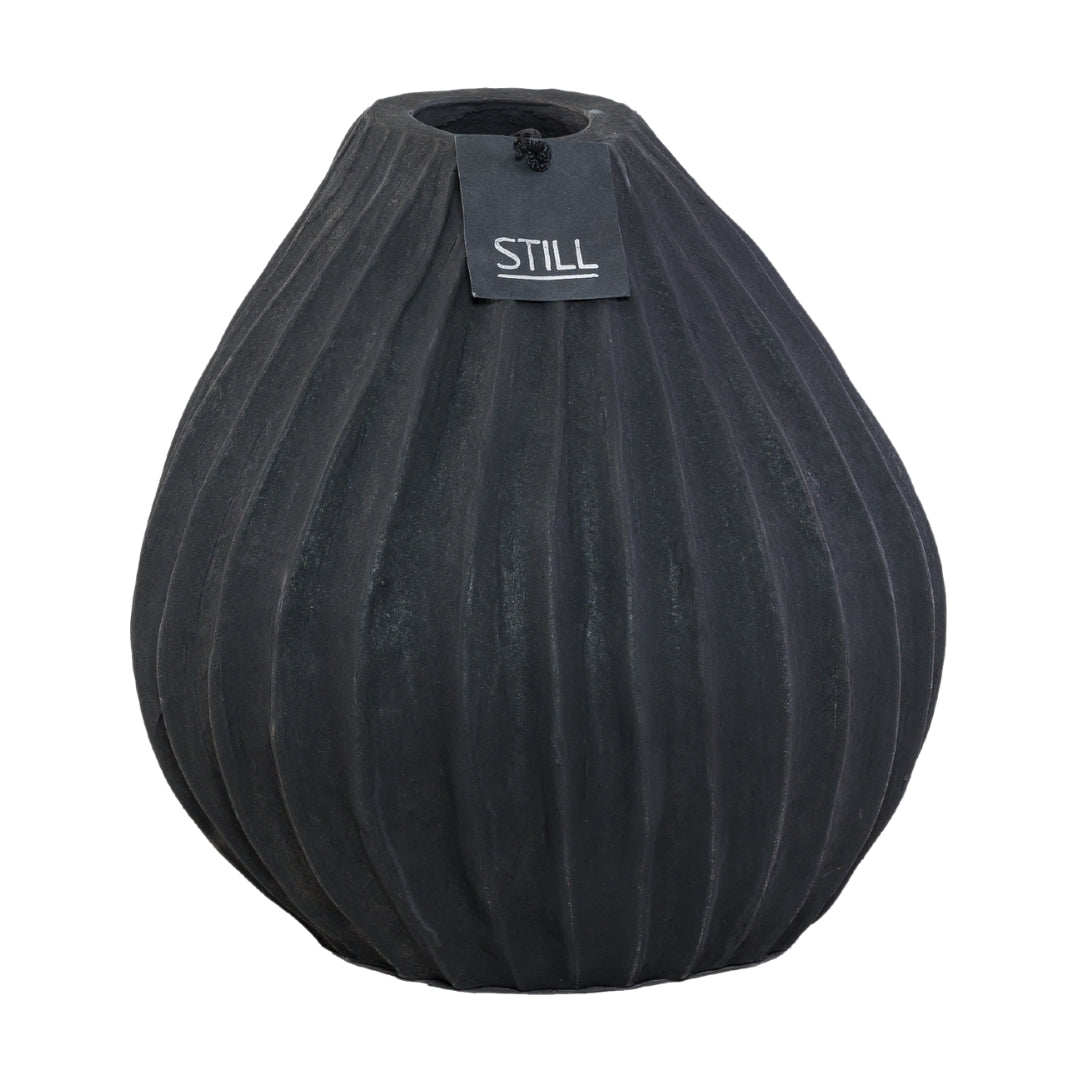 Vaas met ribbels - Zwart - 30x30 cm - STILL - Black Series