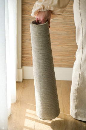 Geribbelde vaas hoog light 60x15 cm - STILL